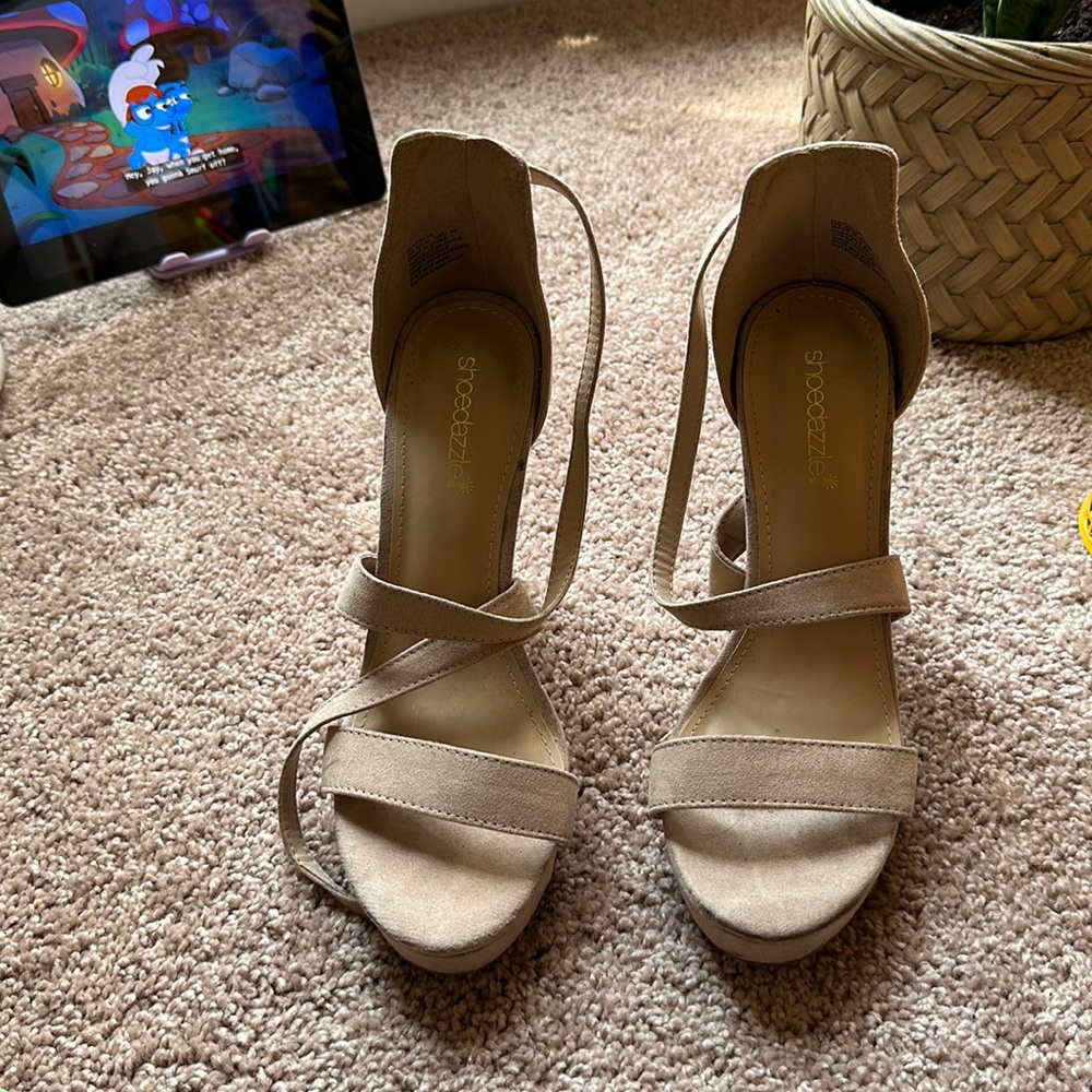 Tan heels